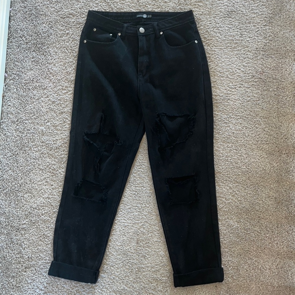 Black Distressed relaxed fit jeans